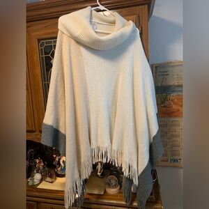 Ladies Poncho